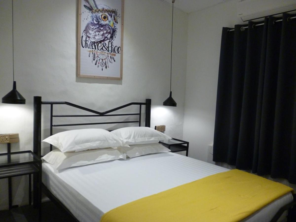 Ola Hostel ملقا المظهر الخارجي الصورة