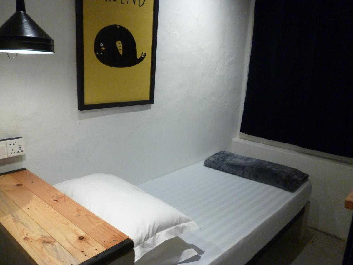 Ola Hostel ملقا المظهر الخارجي الصورة